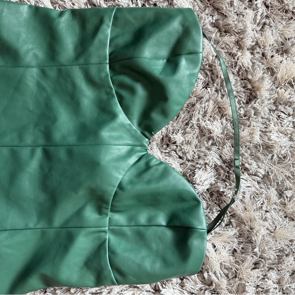 Tiger Mist Vibrant Green Top